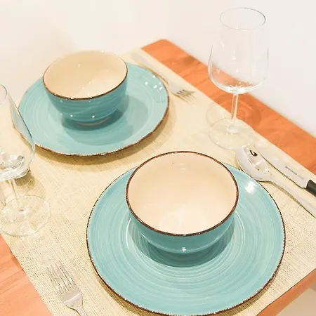 Matisse No9 - One Bedroom Center With Parking *