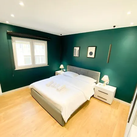 Matisse No9 - One Bedroom Center With Parking *