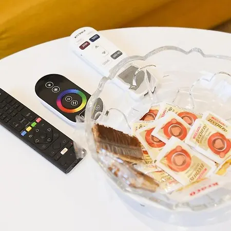 Matisse No9 - One Bedroom Center With Parking