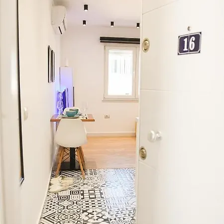 Matisse No9 - One Bedroom Center 地拉那