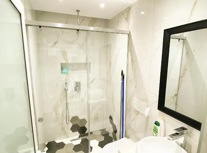 アパート Matisse No9 - One Bedroom Center With Parking